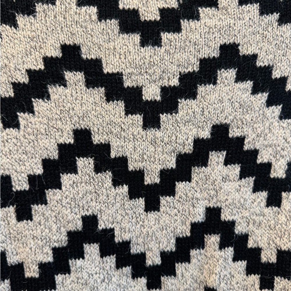 Debut Multicolor Patterned Cardigan - Picture 7 of 7